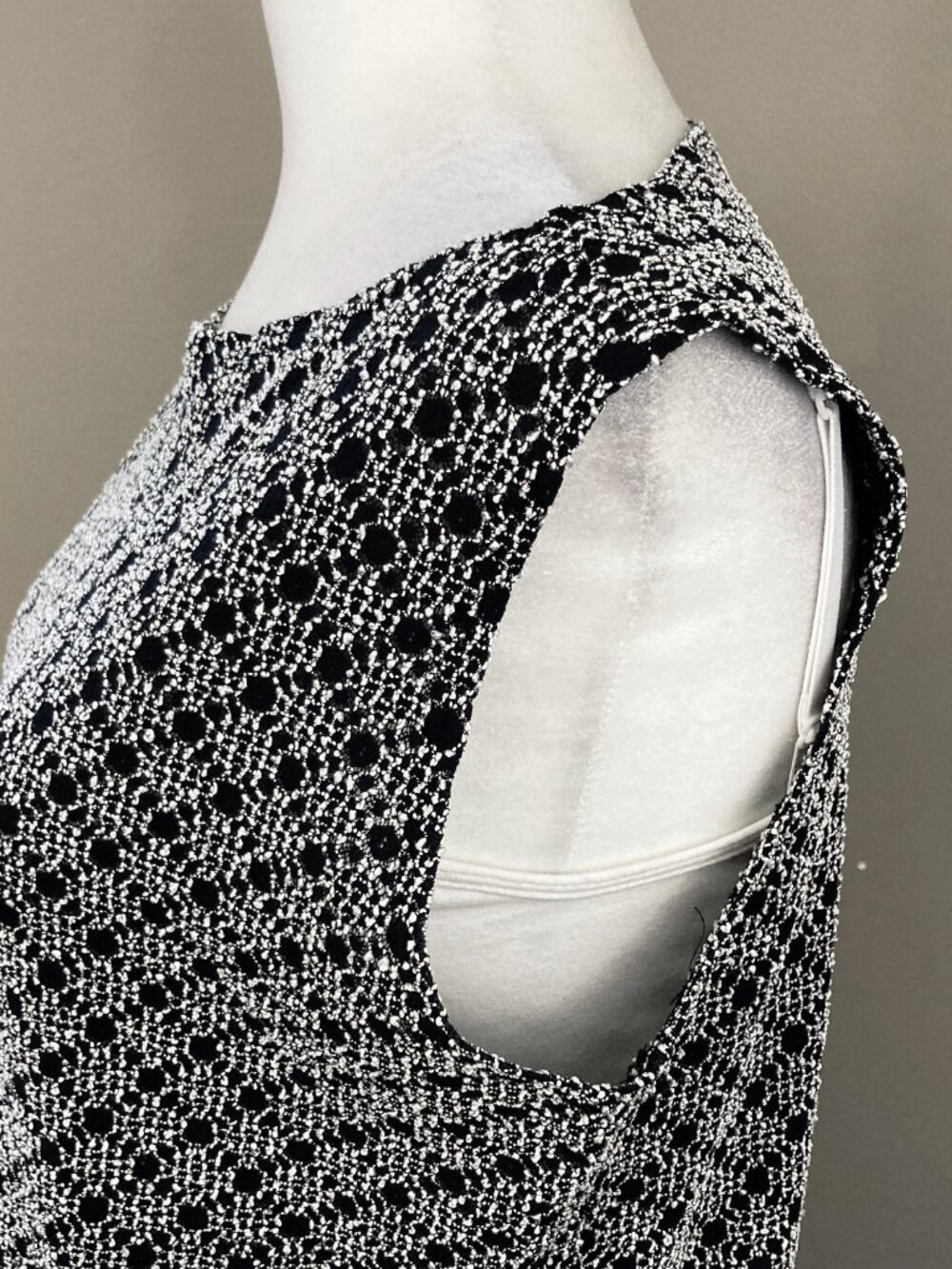 NICOLA Vintage geometric stitching black lace sleeveless shirt Y2K MEDIUM LARGE - Picture 6 of 16